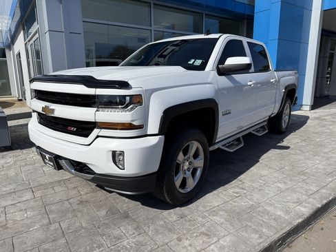 Certified 2018 Chevrolet Silverado 1500 LT w/ Texas Edition image 1