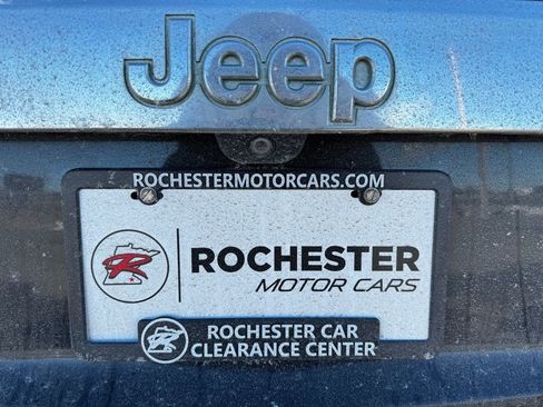 Used 2012 Jeep Grand Cherokee Overland image 44