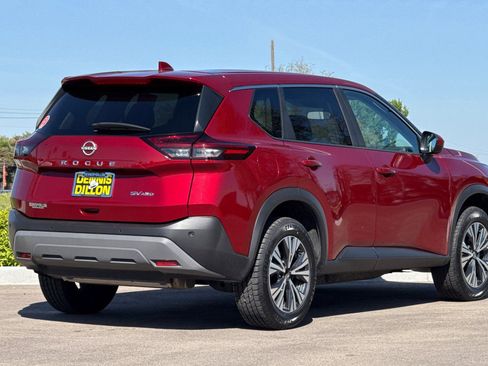 Used 2023 Nissan Rogue SV AWD/4WD image 4