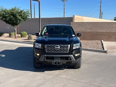 Used 2022 Nissan Frontier SV RWD image 4