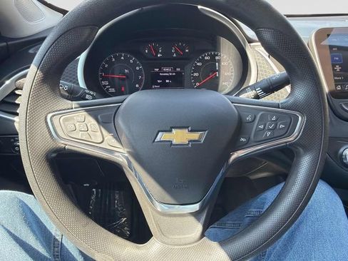 Used 2024 Chevrolet Malibu LT FWD image 27