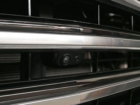 Used 2024 Chevrolet Silverado 1500 High Country w/ Technology Package image 69