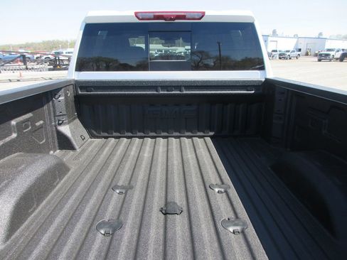 New 2026 GMC Sierra 2500 AT4 image 7