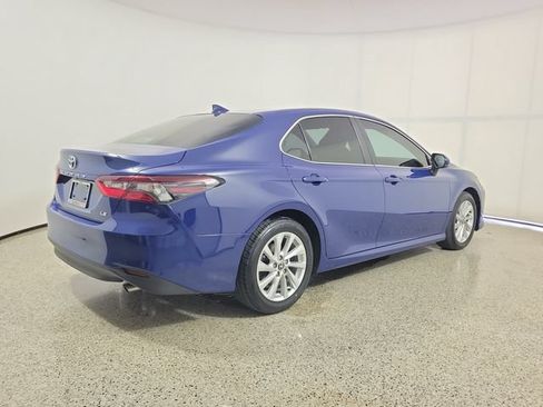 Used 2024 Toyota Camry LE FWD image 5