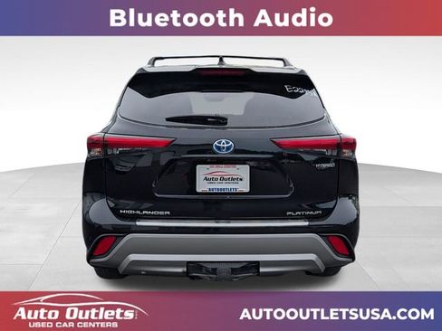 Used 2023 Toyota Highlander Platinum AWD/4WD image 6