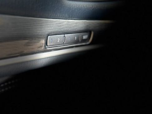 Used 2019 INFINITI QX60 Luxe w/ Essential Package FWD image 40