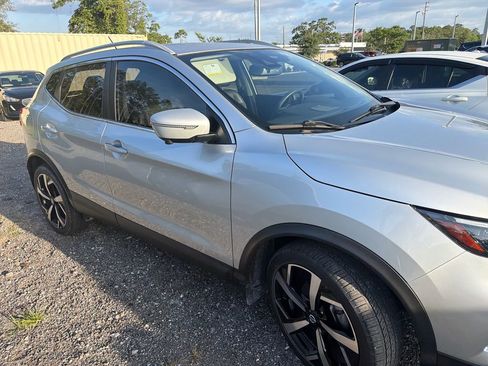 Used 2022 Nissan Rogue Sport SL w/ Premium Package AWD/4WD image 4