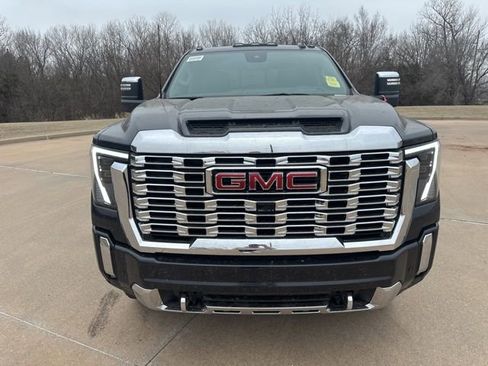 Used 2026 GMC Sierra 2500 Denali w/ Technology Package image 7