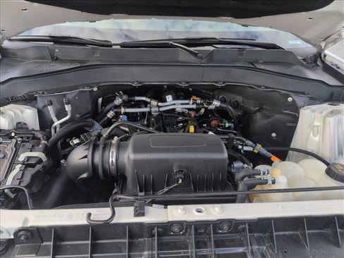 Used 2024 Ford Explorer XLT w/ Equipment Group 202A image 24