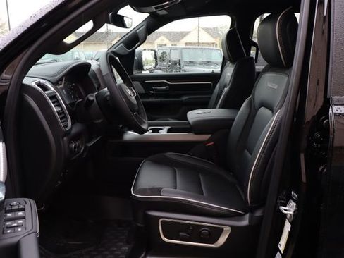 New 2026 RAM 1500 Laramie AWD/4WD image 16