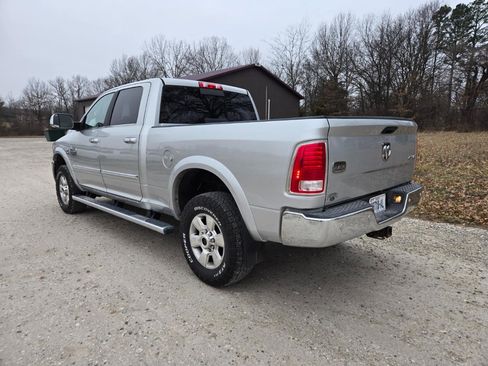 Used 2017 RAM 3500 Laramie Longhorn image 3