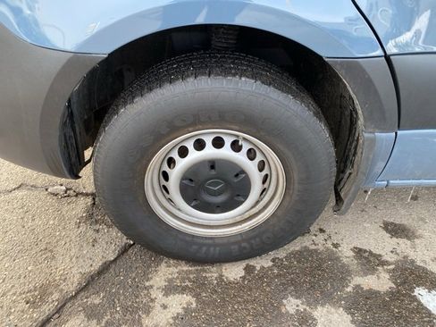 Used 2019 Mercedes-Benz Sprinter 144 Cargo image 12