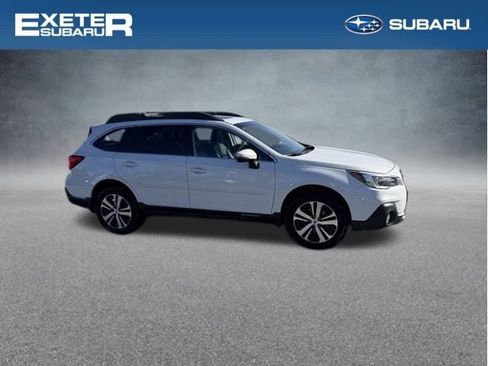 Used 2018 Subaru Outback 2.5i Limited image 3