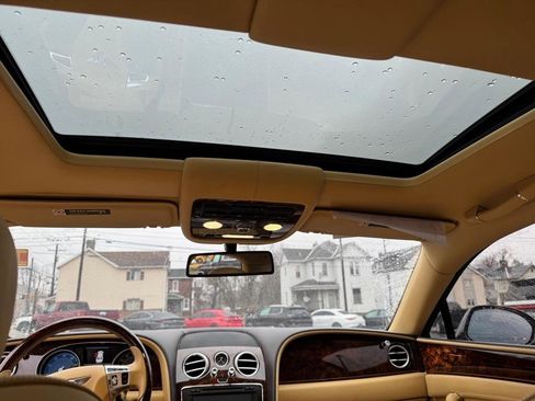 Used 2014 Bentley Flying Spur W12 image 11