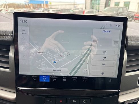 Used 2024 Ford Expedition Max XLT image 21