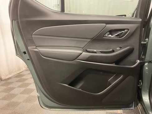 Used 2023 Chevrolet Traverse LT w/ LPO, Floor Liner Package AWD/4WD image 35