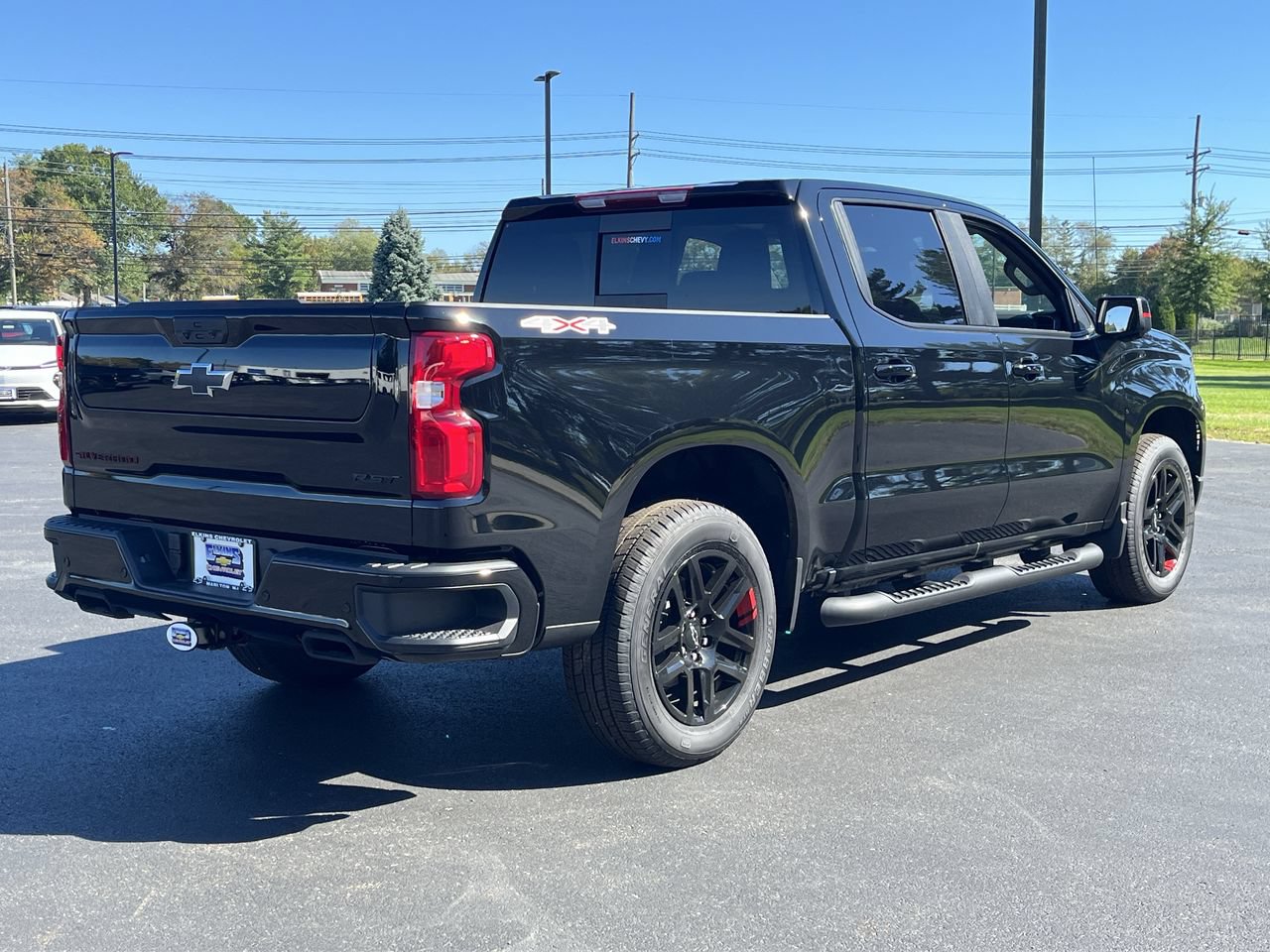 New 2026 Chevrolet Silverado 1500 RST w/ Redline Edition AWD/4WD image 4