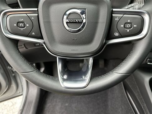Certified 2025 Volvo XC40 B5 Plus image 14