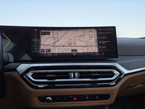 Certified 2024 BMW 330i Sedan w/ Convenience Package image 23