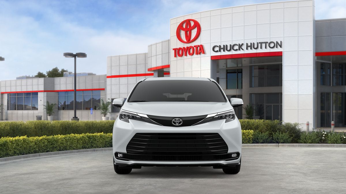 Certified 2026 Toyota Sienna XLE AWD/4WD image 53