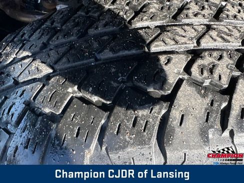 Used 2021 Jeep Wrangler Unlimited Sahara w/ Uconnect 4C Nav & Sound Group AWD/4WD image 33