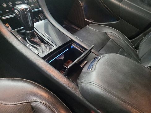 Used 2019 Ford Taurus Limited FWD image 26