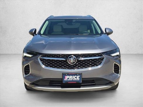 Used 2022 Buick Envision Avenir w/ Technology Package II FWD image 2