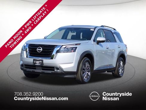 Used 2023 Nissan Pathfinder SV w/ SV Premium Package AWD/4WD image 1