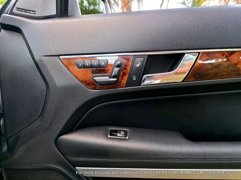 Used 2013 Mercedes-Benz E 550 Cabriolet w/ Premium 1 Pkg image 60