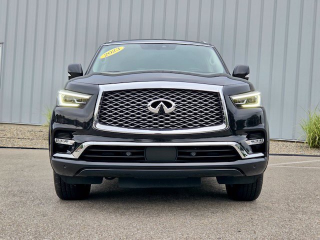 Used 2023 INFINITI QX80 Luxe w/ Cargo Package AWD/4WD image 3