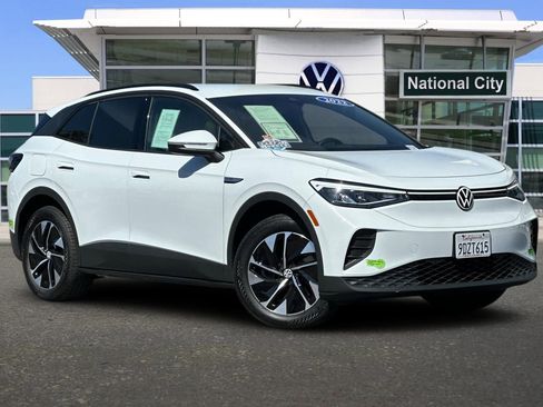 Certified 2022 Volkswagen ID.4 Pro AWD/4WD image 2