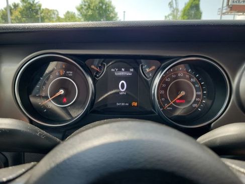 Used 2020 Jeep Wrangler Sport AWD/4WD image 17