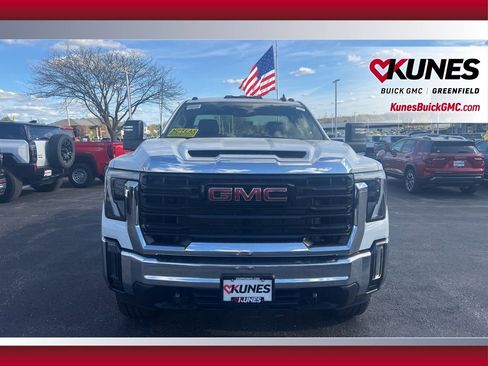 New 2025 GMC Sierra 3500 Pro image 2