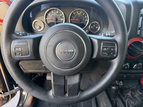 Used 2016 Jeep Wrangler Unlimited Sport w/ Trailer Tow Group AWD/4WD image 31
