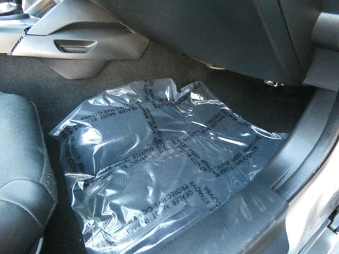 Used 2017 FIAT 124 Spider Lusso image 23