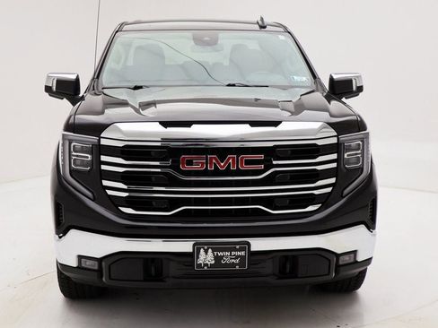 Used 2023 GMC Sierra 1500 SLT w/ X31 Off-Road Package image 4