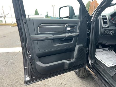 New 2026 RAM 3500 Big Horn AWD/4WD image 7