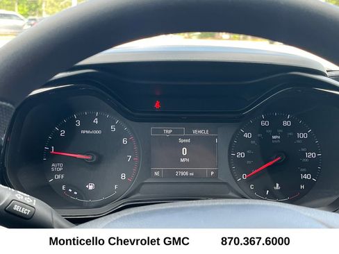 Used 2025 Chevrolet Trax LS FWD image 13
