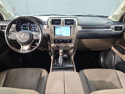 Used 2021 Lexus GX 460 Premium w/ Premium Package AWD/4WD image 10