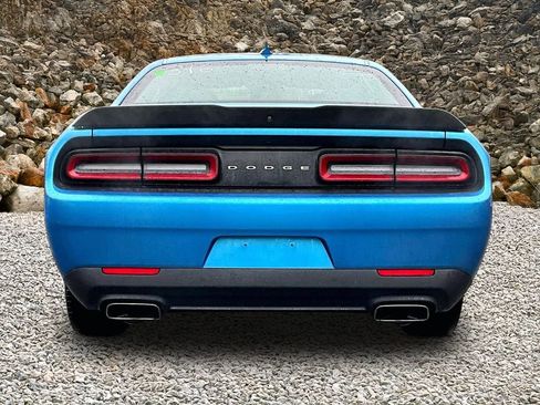 Used 2019 Dodge Challenger R/T Scat Pack w/ Driver Convenience Group RWD image 4