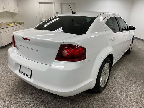 Used 2014 Dodge Avenger SE image 5