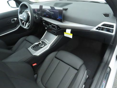 New 2026 BMW 330i 330i w/ M Sport Package image 18