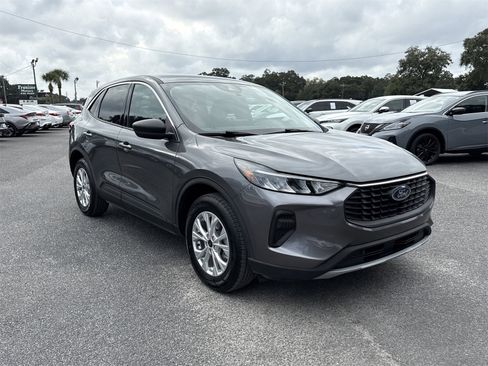 Used 2023 Ford Escape Active image 7