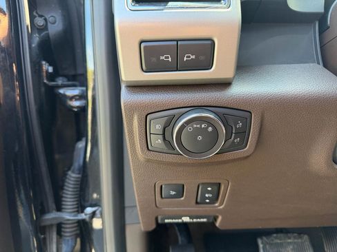 Used 2019 Ford F450 King Ranch w/ King Ranch Ultimate Package AWD/4WD image 26