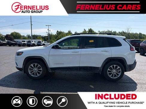 Used 2022 Jeep Cherokee Latitude Lux AWD/4WD image 2