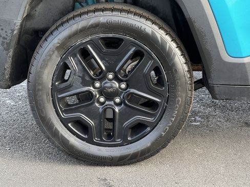 Used 2020 Jeep Renegade Sport image 10