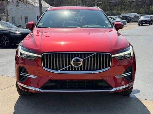 Used 2022 Volvo XC60 T8 Inscription Expression w/ Advanced Package image 10