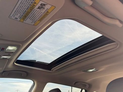 Used 2018 Subaru Outback 2.5i Limited image 29