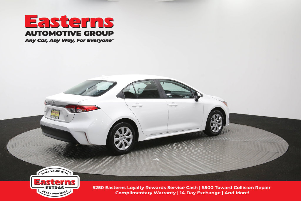 Used 2026 Toyota Corolla LE FWD image 40
