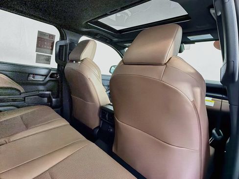 New 2026 Toyota 4Runner Limited AWD/4WD image 27
